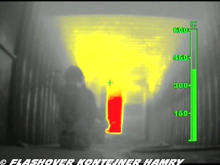 12 - Termokamera - po vzplanuti zplodin horeni.jpg